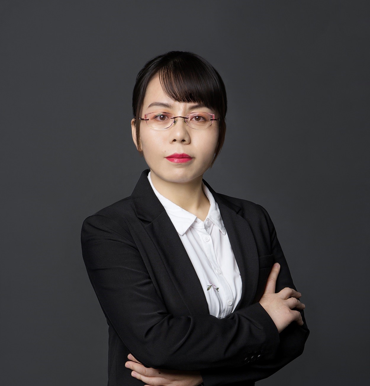 马晓娟.jpg 马晓娟.jpg